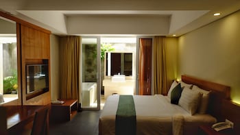 paragon hotel seminyak