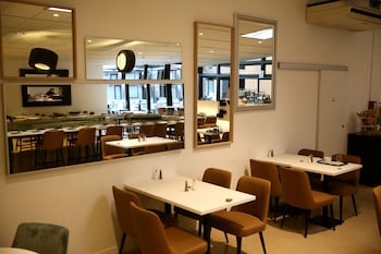 hotel restaurant le nelio