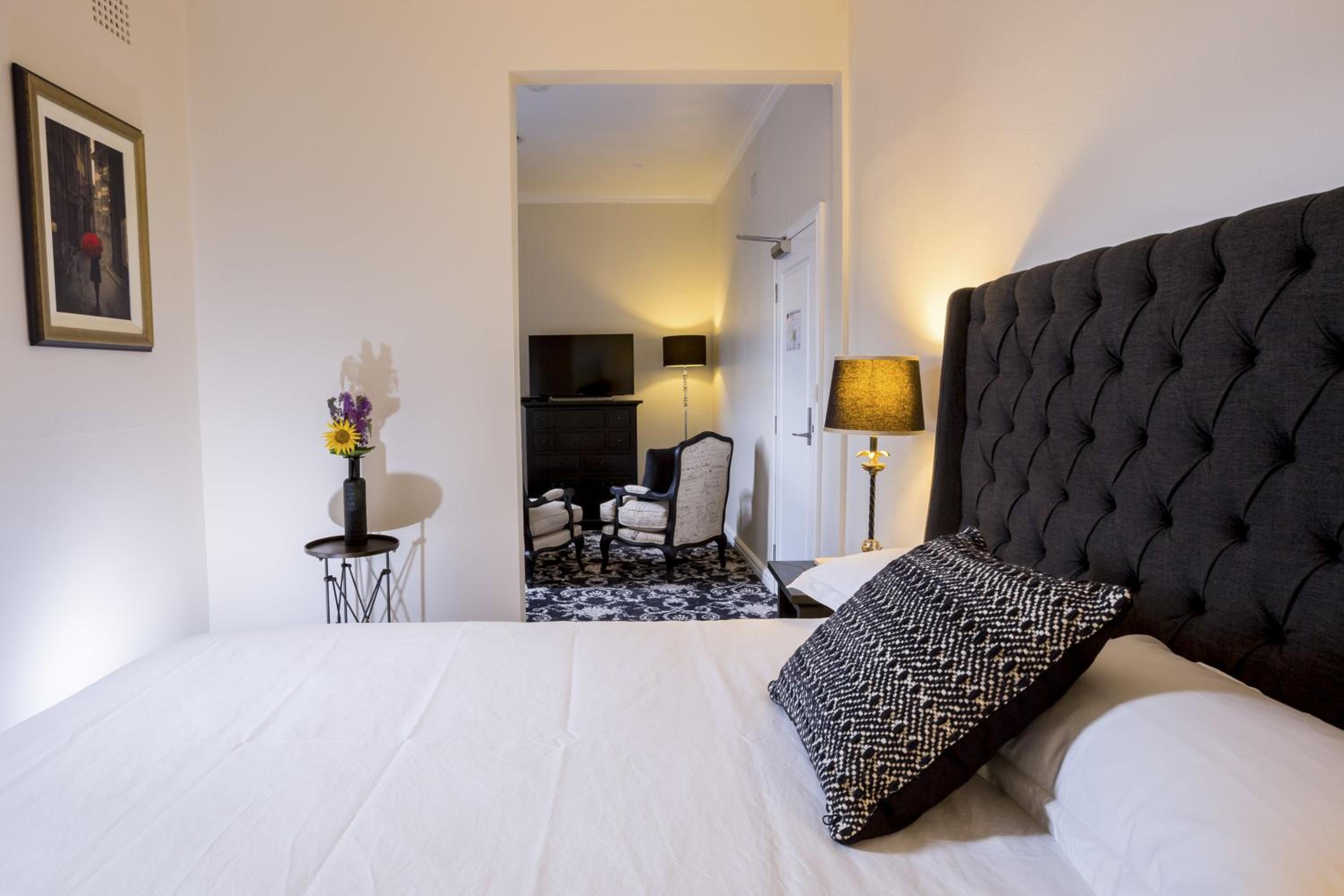 The Commercial Boutique Hotel,New South Wales>>Byron Bay,4 star