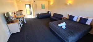 new castle motor lodge