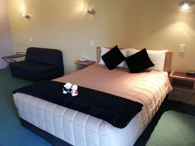 new castle motor lodge