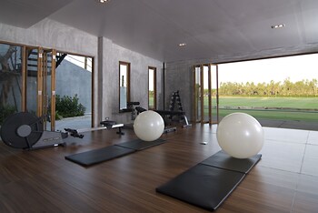 the farmhouse at polo escape