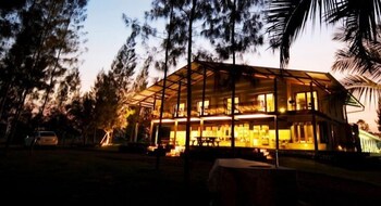 the farmhouse at polo escape