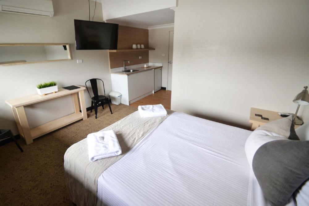 crossroads hotel liverpool