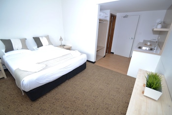 crossroads hotel liverpool