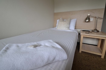 crossroads hotel liverpool