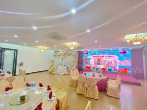White Palace Hotel,Ha Tinh Province>>Ha Tinh,3 star
