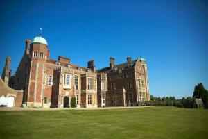 Madingley Hall,Brampton>>Bar Hill,4 star