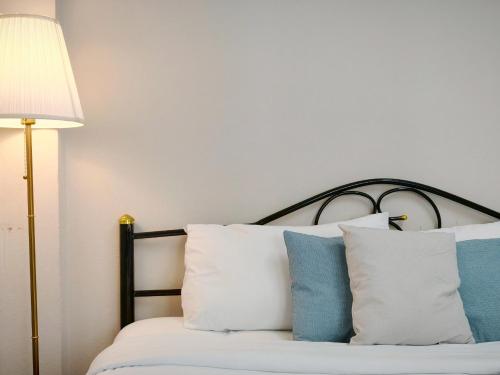 xin hotel at udomsuk 29