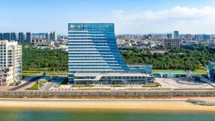 even yantai hotel golden coast by ihg