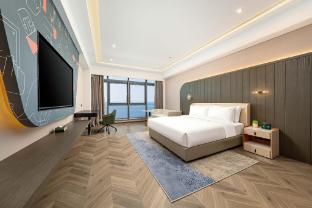 even yantai hotel golden coast by ihg