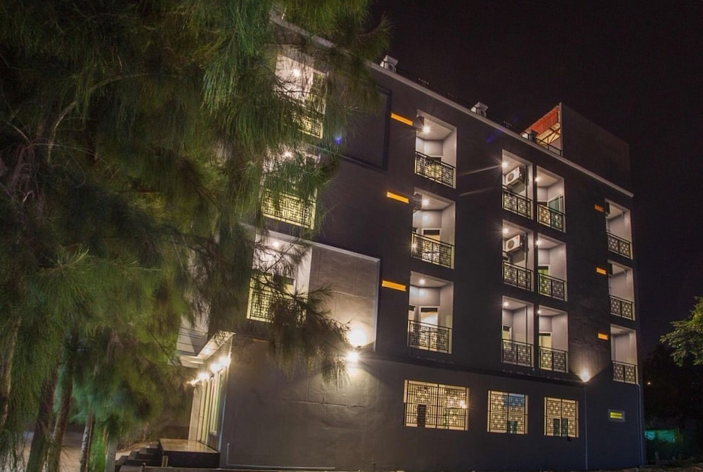 nature pine residence