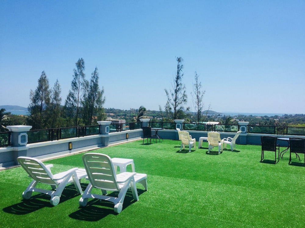 nature pine residence