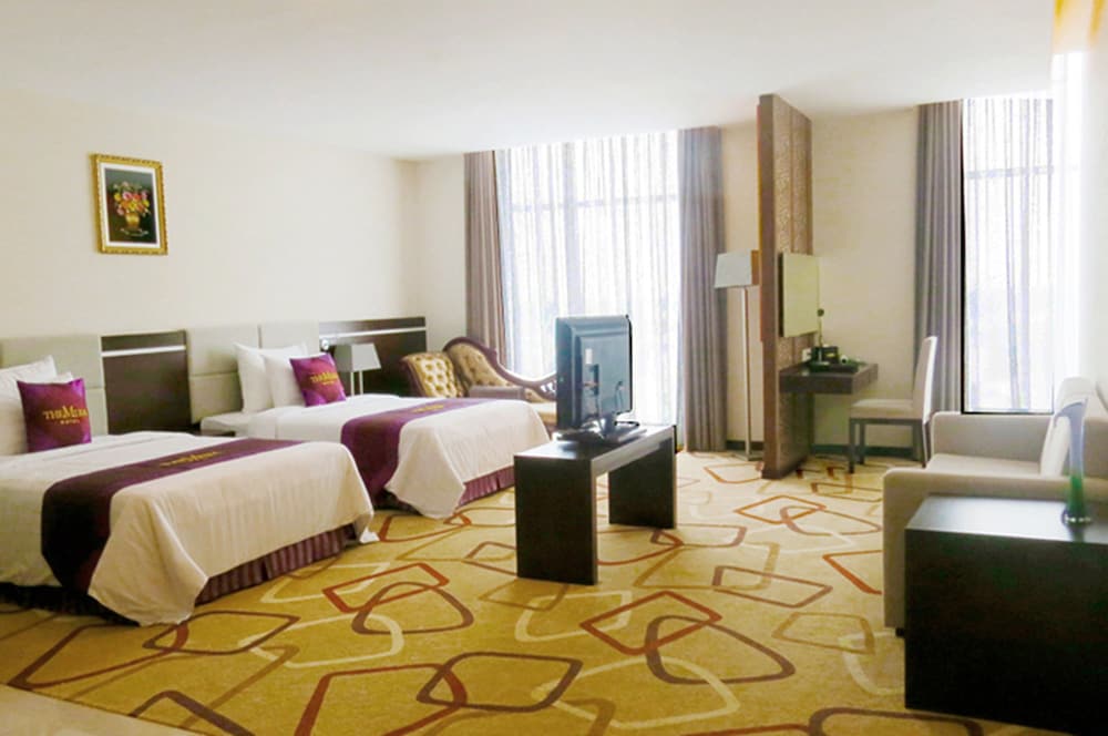 the mira hotel