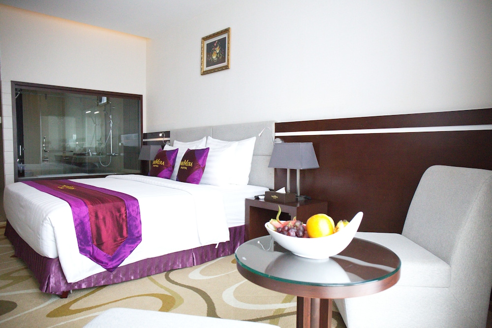 the mira hotel
