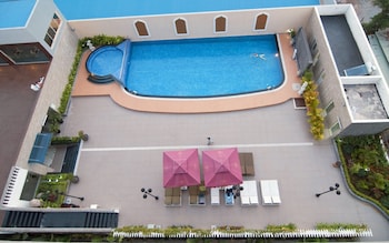 the mira hotel