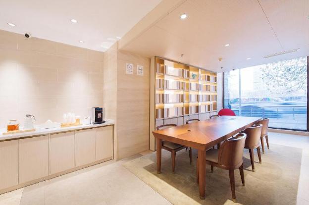 ji hotel dalian qingniwa