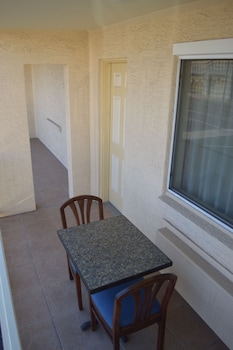 central phoenix hotel