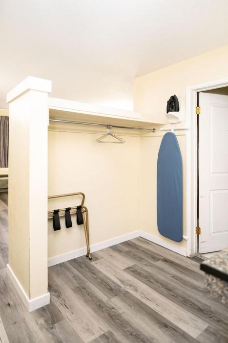 central phoenix hotel