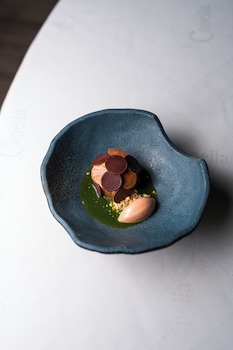 chateau chapeau cornu