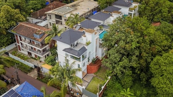 elivaas purple coral luxe 5 bhk villa