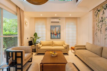 elivaas purple coral luxe 5 bhk villa