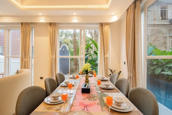elivaas purple coral luxe 5 bhk villa