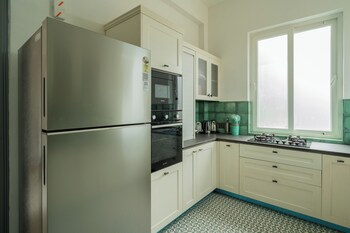 elivaas purple coral luxe 5 bhk villa