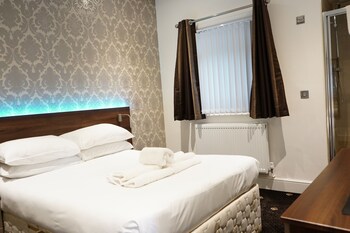 Marlborough Hotel,Crosby>>Bootle,3 star