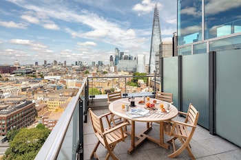 marlin apartments london bridge empire square