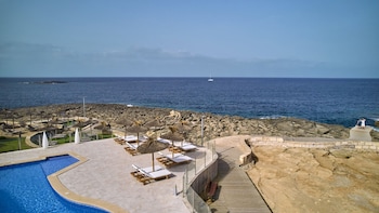 universal hotel cabo blanco adults only