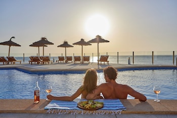 universal hotel cabo blanco adults only
