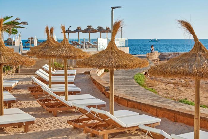 universal hotel cabo blanco adults only