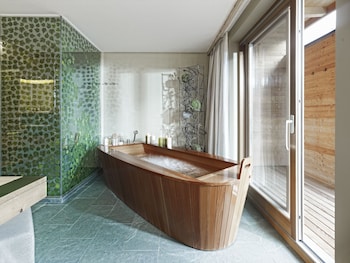 arosea life balance hotel