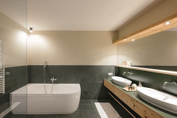 arosea life balance hotel