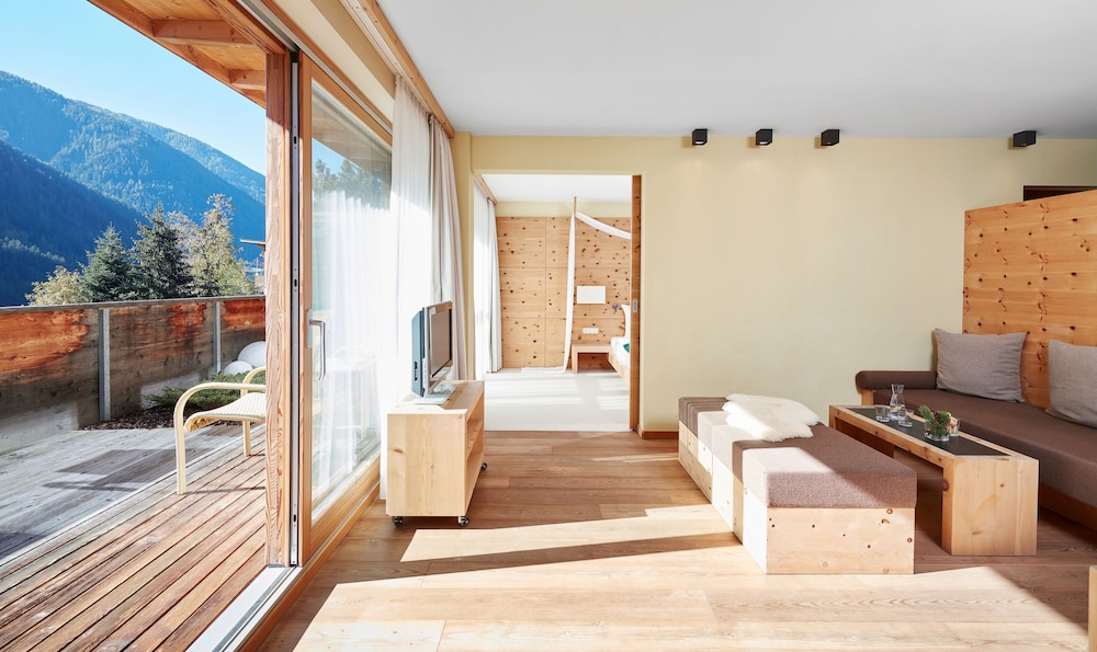 arosea life balance hotel