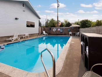 red lion inn and suites grants pass