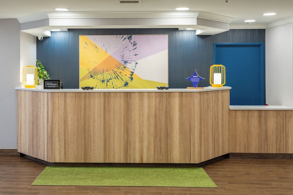 comfort inn and suites airport dulles gateway