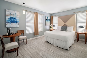 kasa la flora and impala miami beach