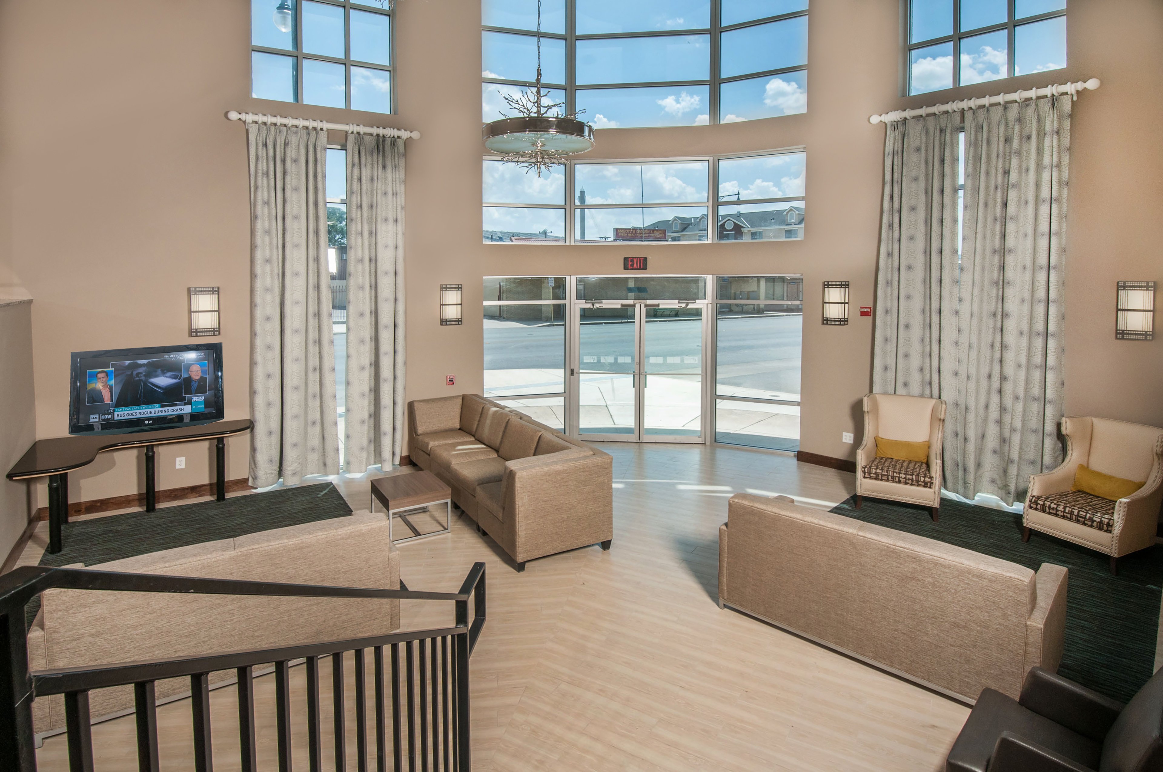 holiday inn express san antonio rivercenter area by ihg