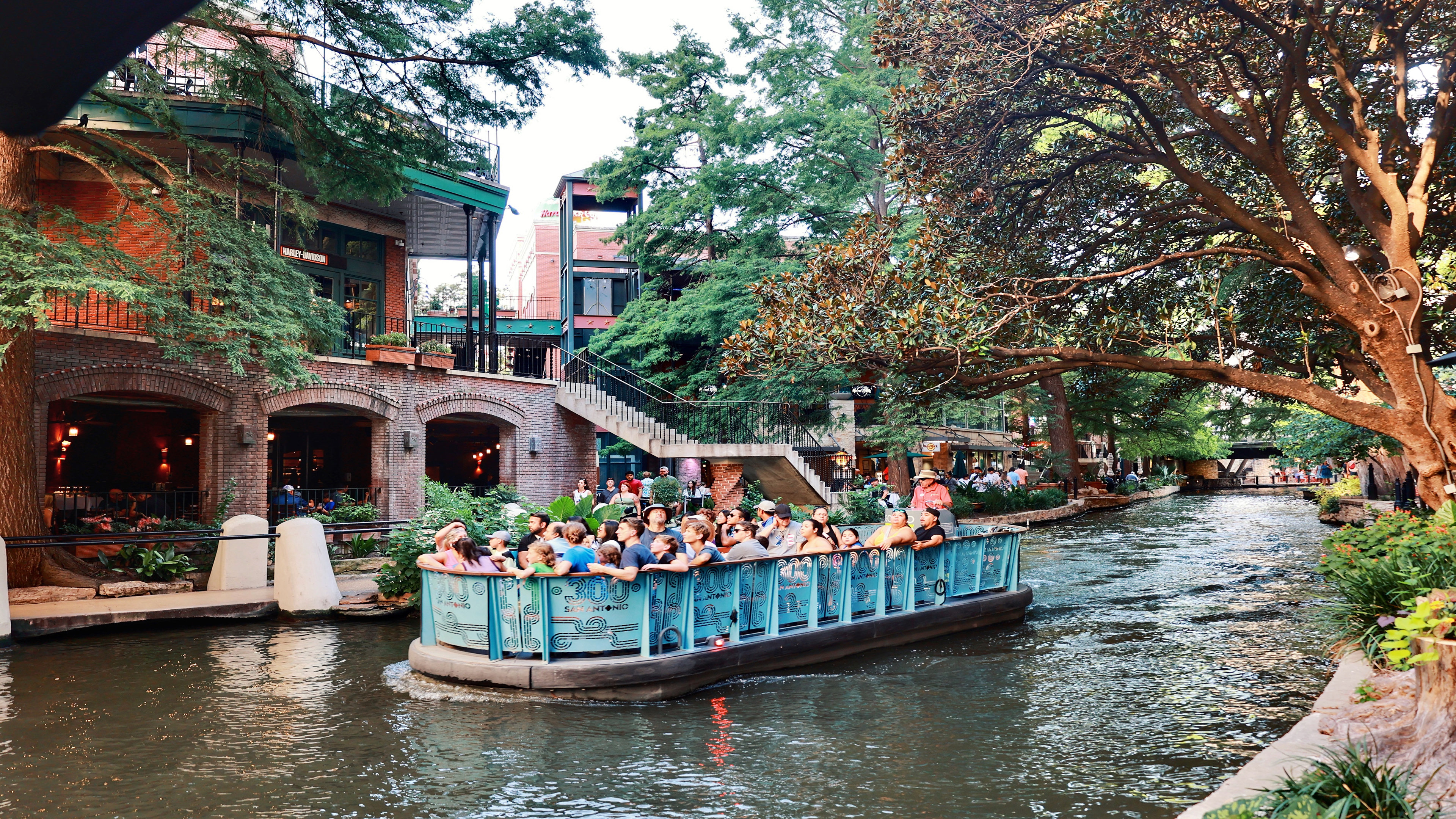 holiday inn express san antonio rivercenter area by ihg