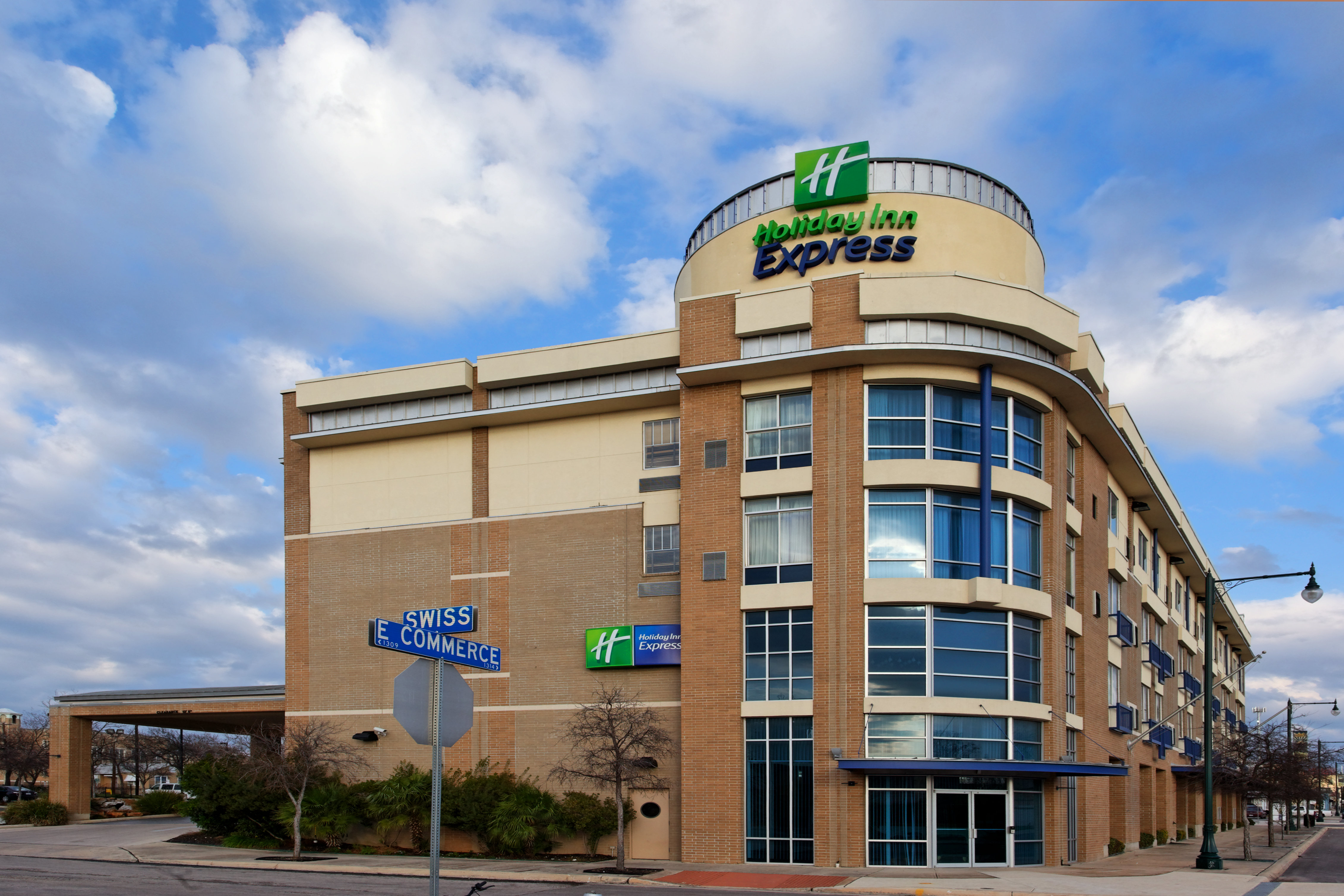 holiday inn express san antonio rivercenter area by ihg