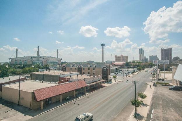 holiday inn express san antonio rivercenter area by ihg