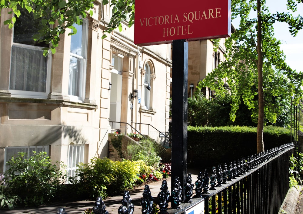 victoria square hotel