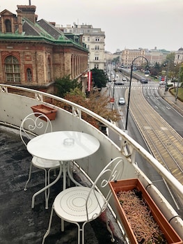 hotel pension baron am schottentor