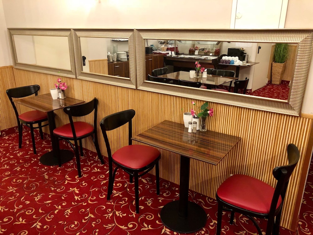 hotel pension baron am schottentor