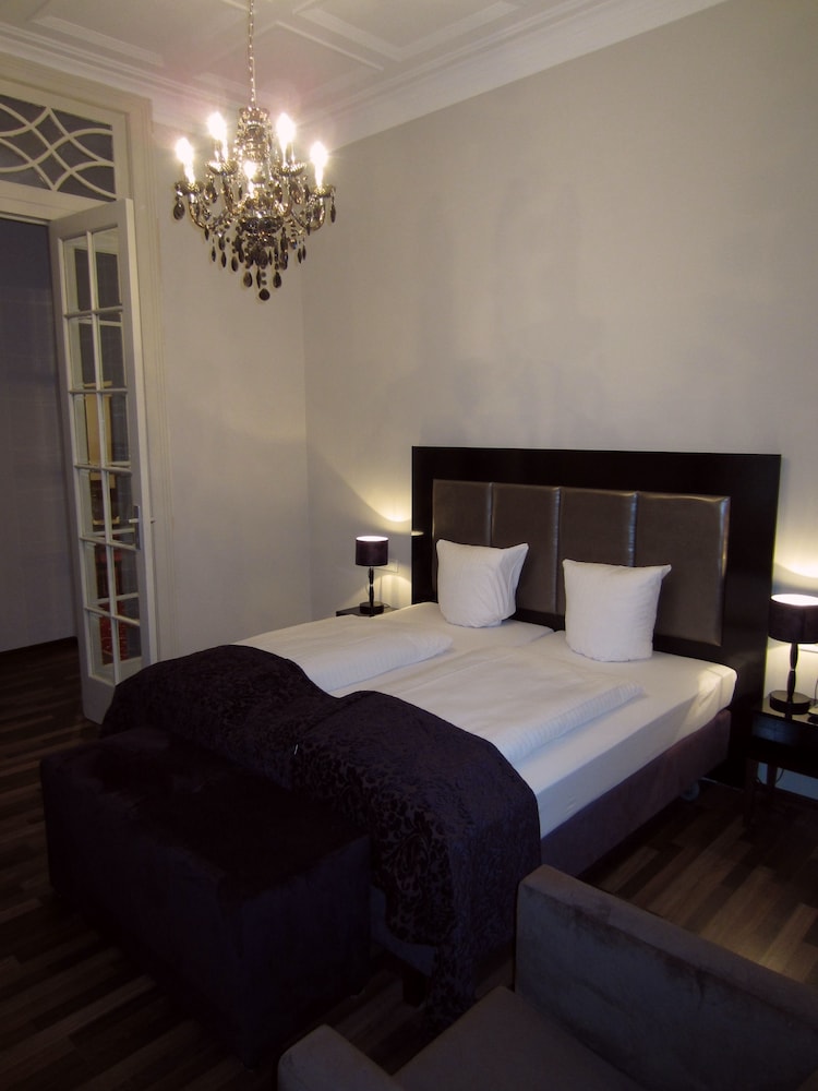 hotel pension baron am schottentor