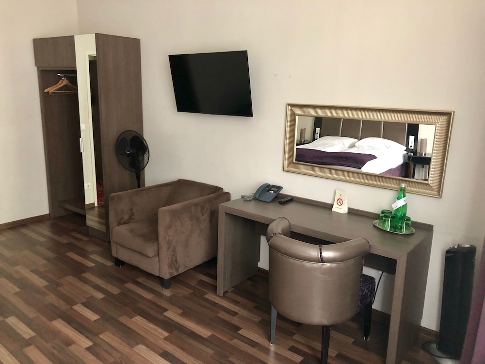 hotel pension baron am schottentor