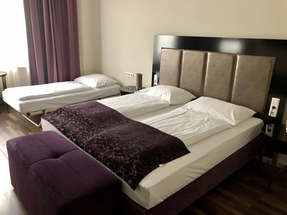 hotel pension baron am schottentor