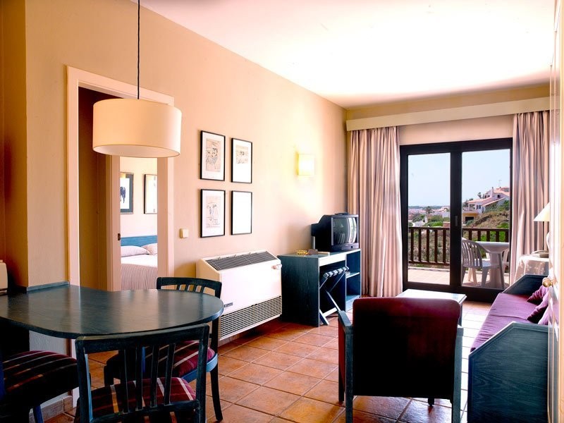 calallonga hotel menorca